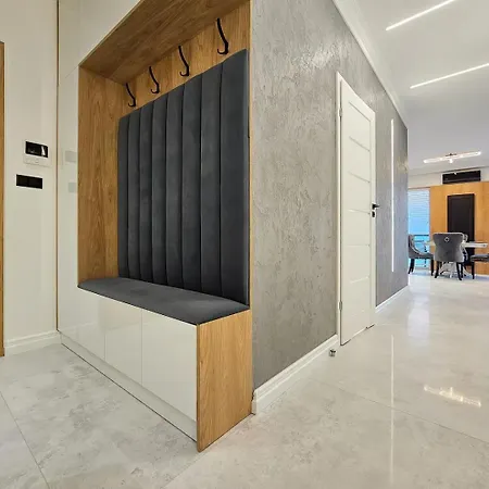 E&m Prestige - 15th Floor Апартаменты *